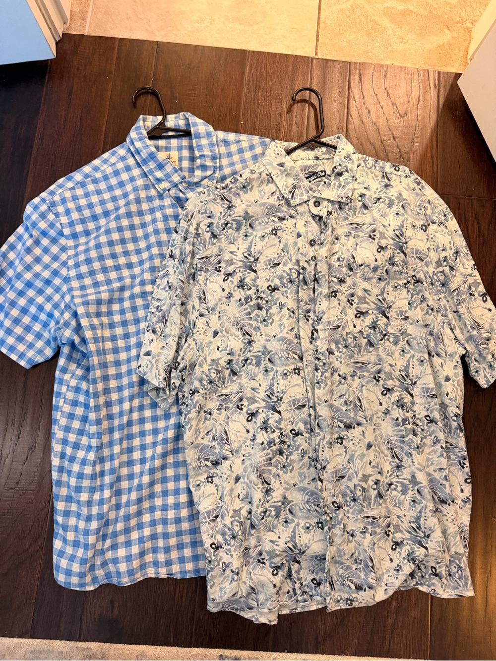 Lot of 2 johnnie-O Light Blue Gingham & Light Blue Floral Short-Sleeve Shirts